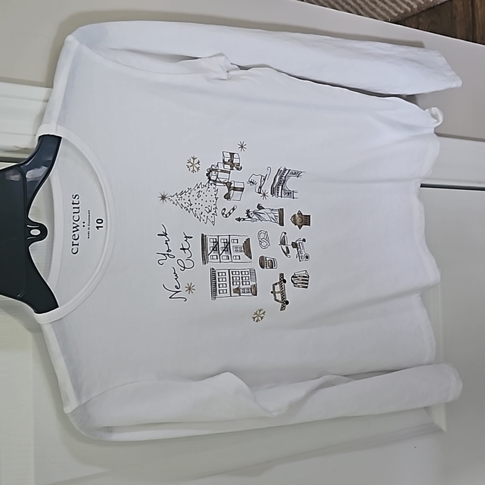 New york city christmas crewcuts girls size 10 white long sleeve tshirt